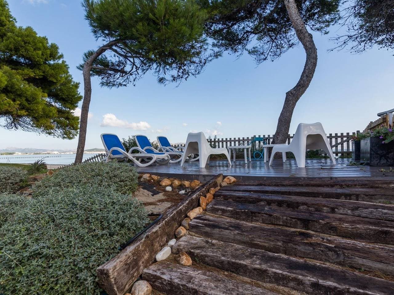 Foto 2 von 15: Las Gaviotas - Spektakuläre Villa mit Garten mit Blick auf das Meer