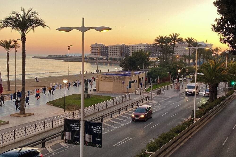 Foto 13 von 16: Central Alicante Apart | Walk to the Beach