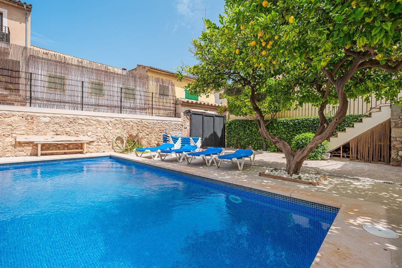 Foto 2 von 30: Sa Llimonera de Binissalem – Ferienhaus mit Pool, 6 Schlafzimmern & Klimaanlage