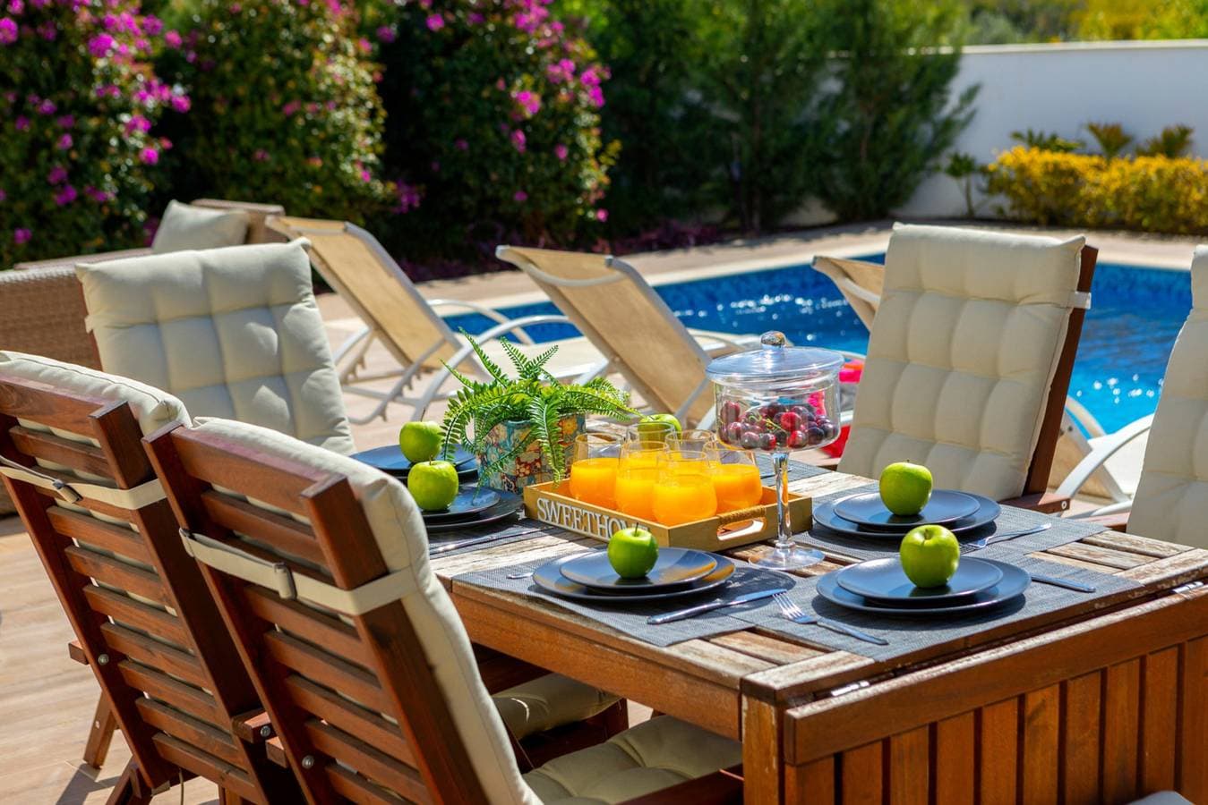 Foto 7 von 50: Villa für 6 Personen mit Pool