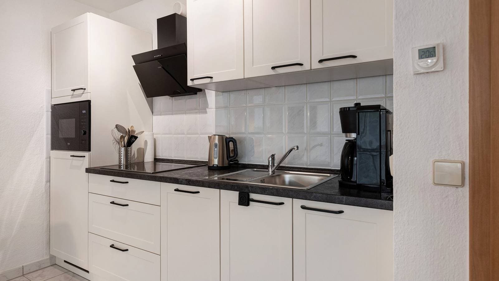 Foto 8 von 21: Ferienwohnung 'Heidegarten' mit Privatterrasse, Gemeinschaftsgarten und Wi-Fi