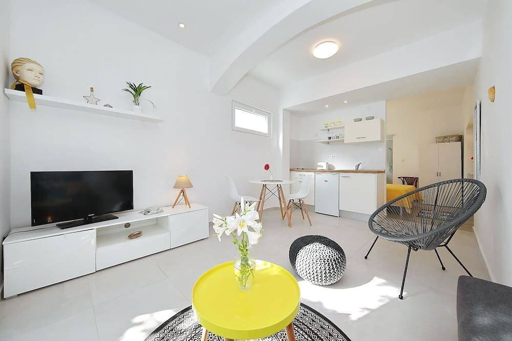 Schönes Studio in Strandnähe in Zadar Diklo 1