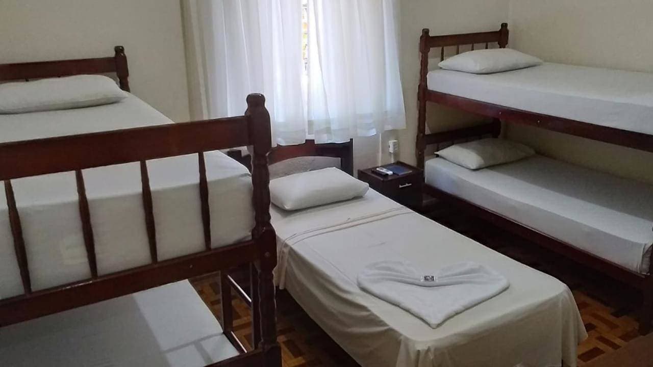 Foto 3 von 5: Quadruple Room