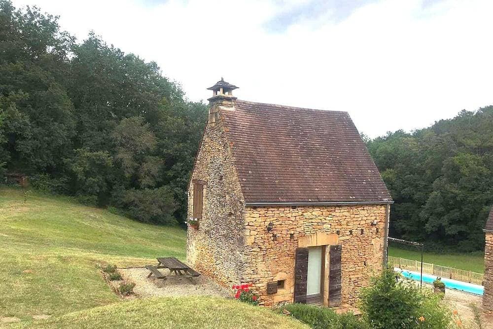 Foto 12 von 28: Gîte de Chantegrel Authentischer Périgord-Stil, Salzwasser-Swimmingpool nahe Sarlat