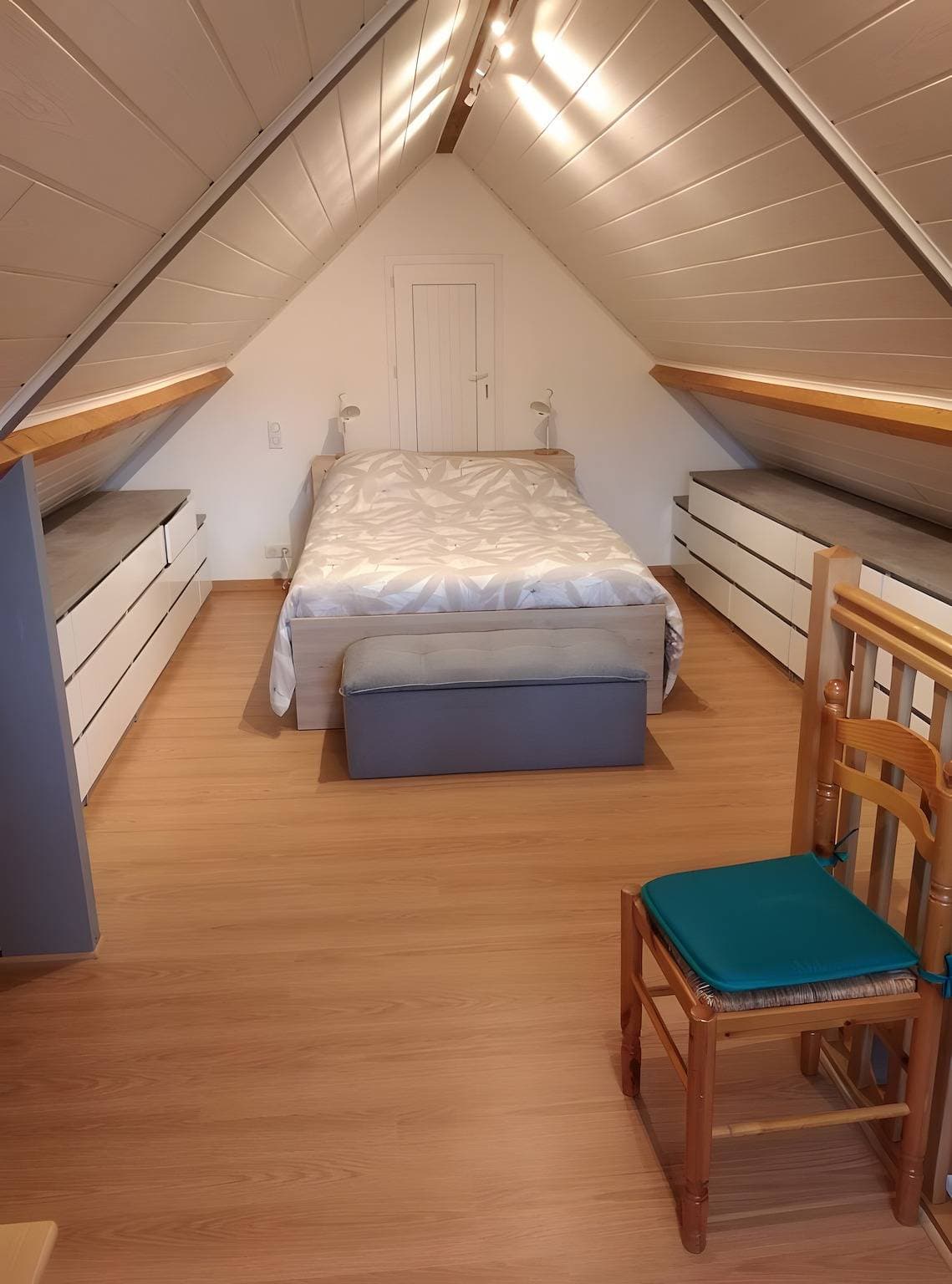 Foto 3 von 11: Ferienhaus 'Gîte Des Caves' mit privater Terrasse, WLAN und Klimaanlage