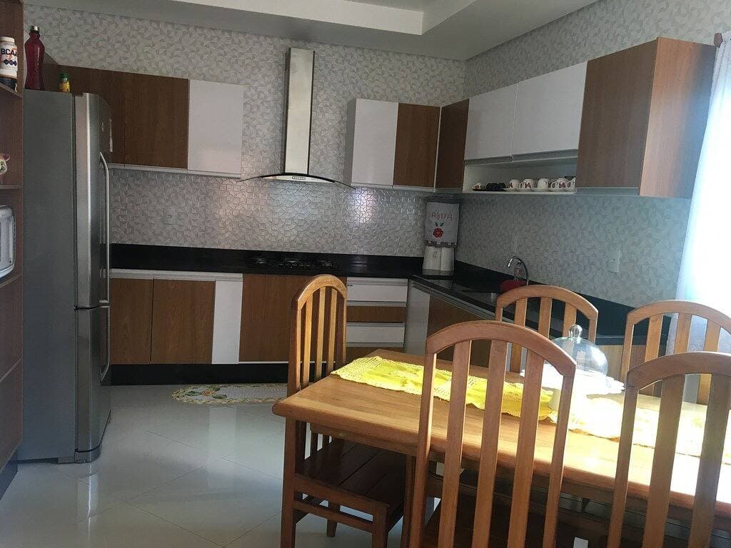 Casa para 10 pessoas próxima das melhores praias .... 1