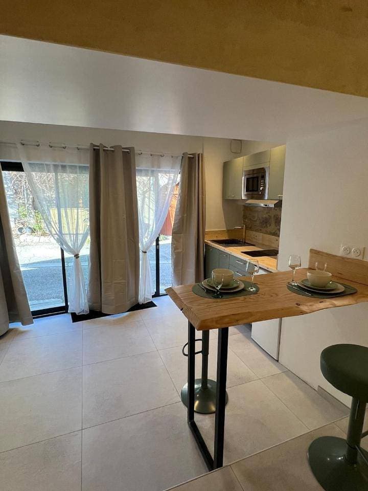 Foto 12 von 24: Studio Apartment
