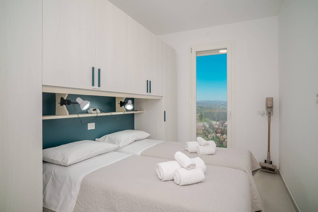 Foto 7 von 24: Ferienwohnung 'Smeraldo Apartment ' mit Meerblick, WLAN und Klimaanlage