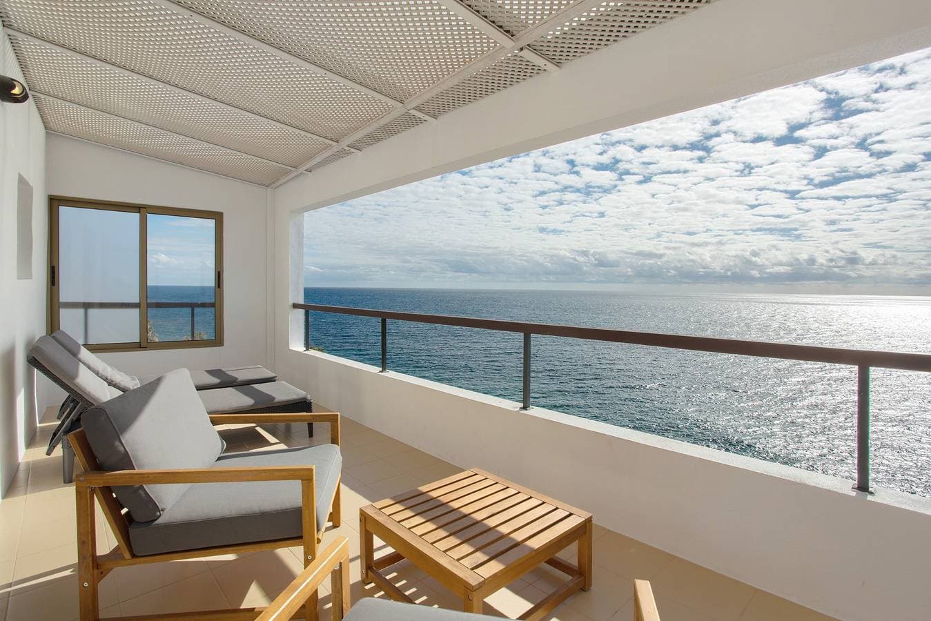 Foto 6 von 35: Ferienhaus 'The Yellow House' mit Meerblick, Balkon und Wi-Fi