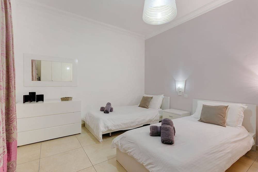 Foto 4 von 30: Luxury Apt w/Side Seaviews & Pool, Best Location