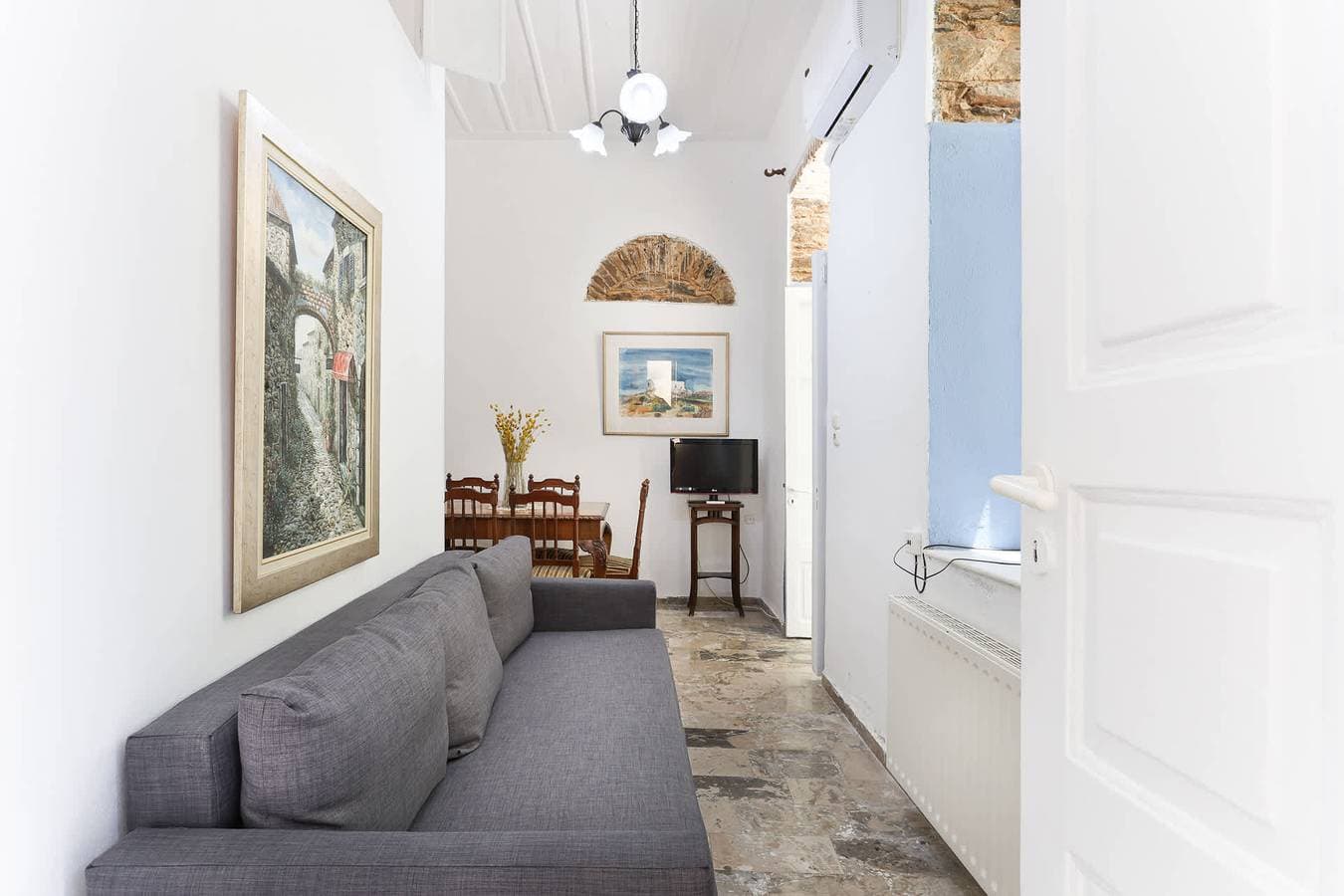 Foto 10 von 39: Classic Villa Alexandra  Ermoupoli-Syros Vaporia