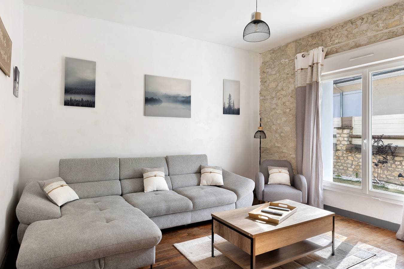 Foto 2 von 31: Ferienhaus 'Gîte Le Rabelais' mit privatem Pool, Terrasse und WLAN