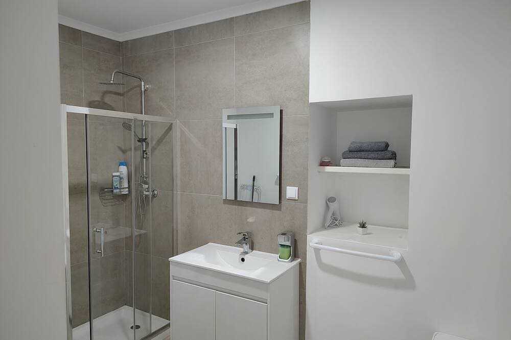 Foto 7 von 30: Cozy 1-bedroom apartment in tranquil Portalegre with AC