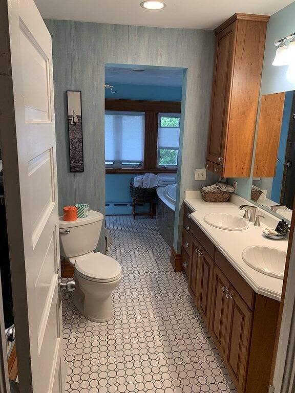 Foto 11 von 26: Four Square Marquette- Centrally located w porch, patio, sauna, fire pit