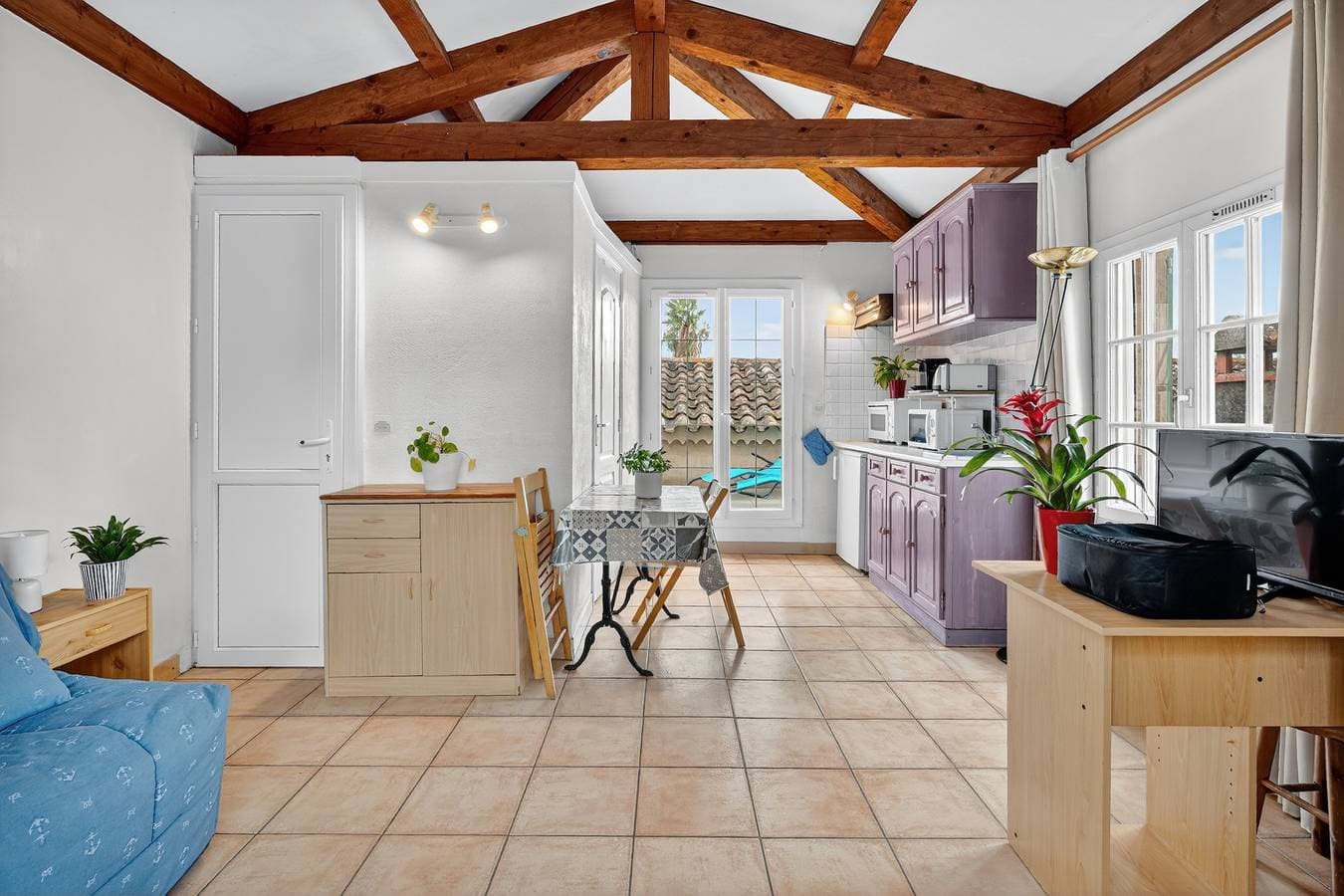 Foto 9 von 20: Studio-Apartment 'Var Hyères Proche Plage' mit privater Terrasse, WLAN und Klimaanlage