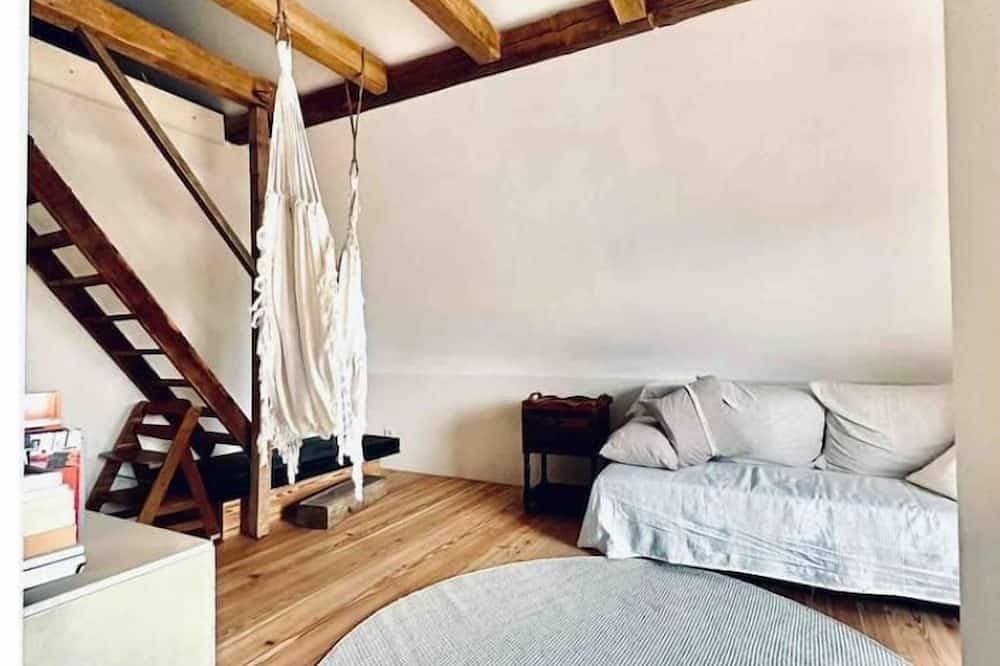 Galeriewohnung mit Ambiente 1