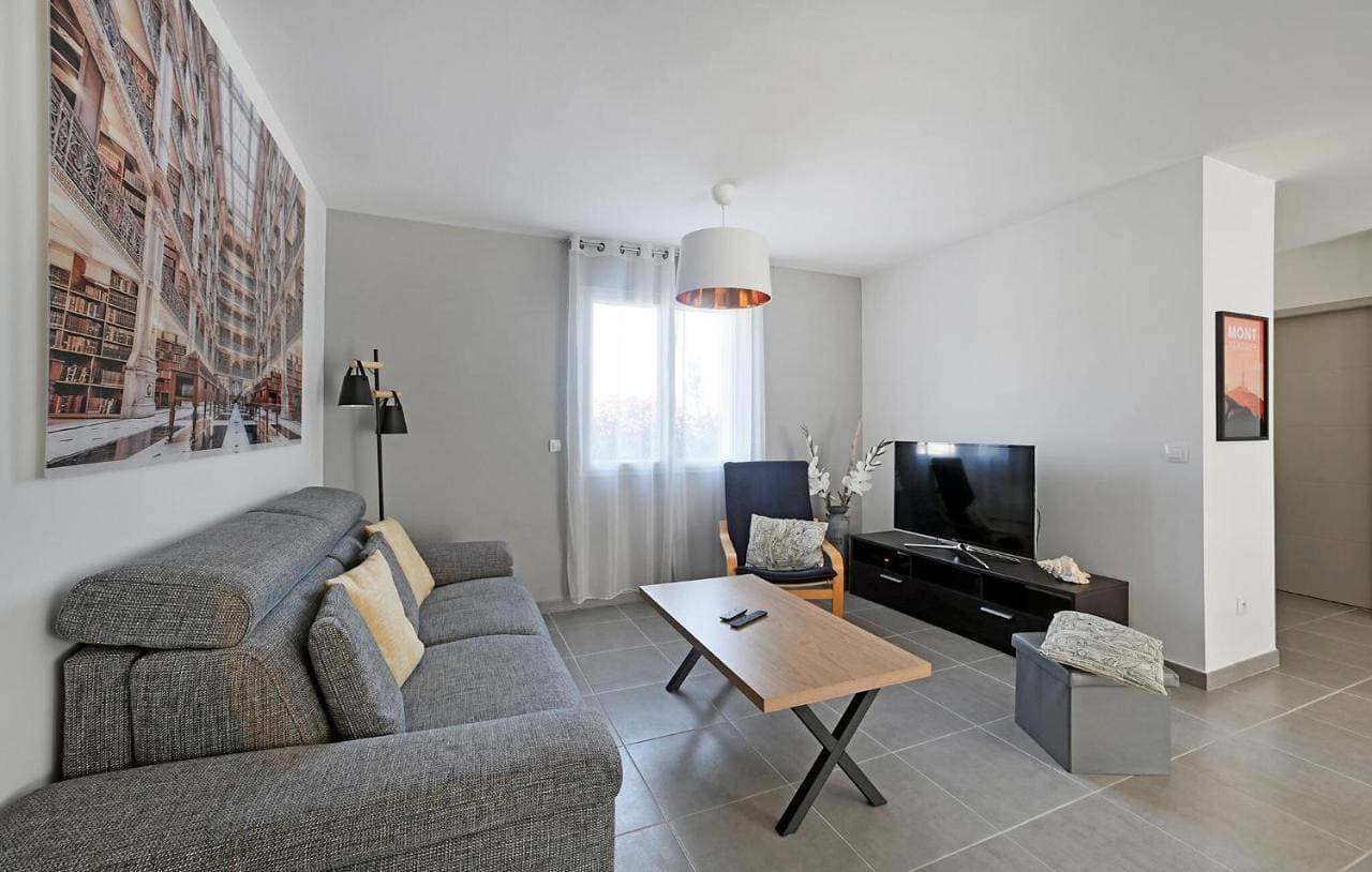 Foto 5 von 27: Three-Bedroom Holiday Home