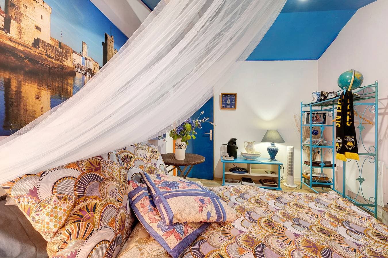 Foto 9 von 47: Bed & Breakfast 'Les Philous Gourmands - La Rochelle' mit privatem Garten und WLAN