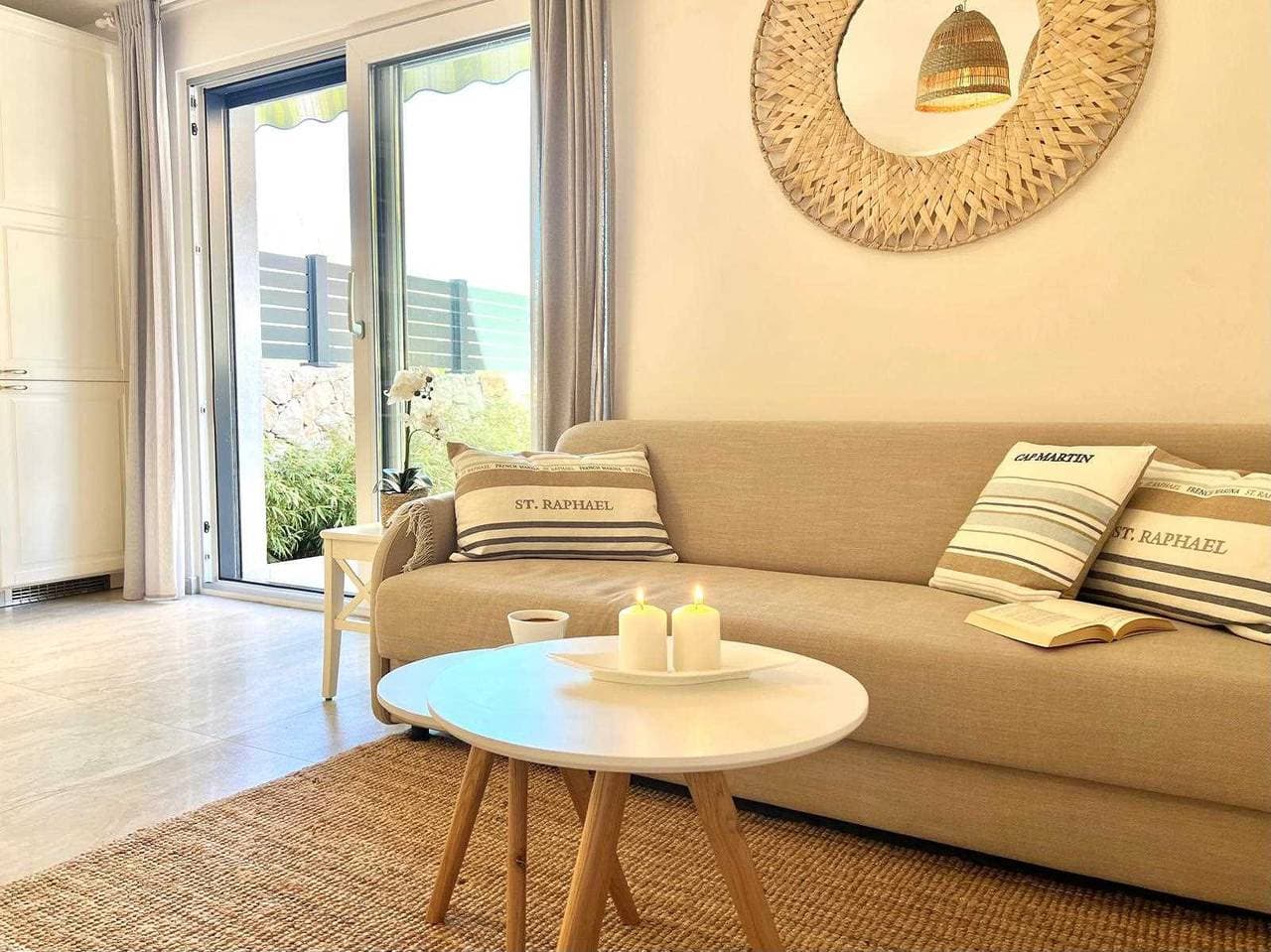 Foto 3 von 27: Deluxe Ferienwohnung I. mit Whirlpool in Strandnähe