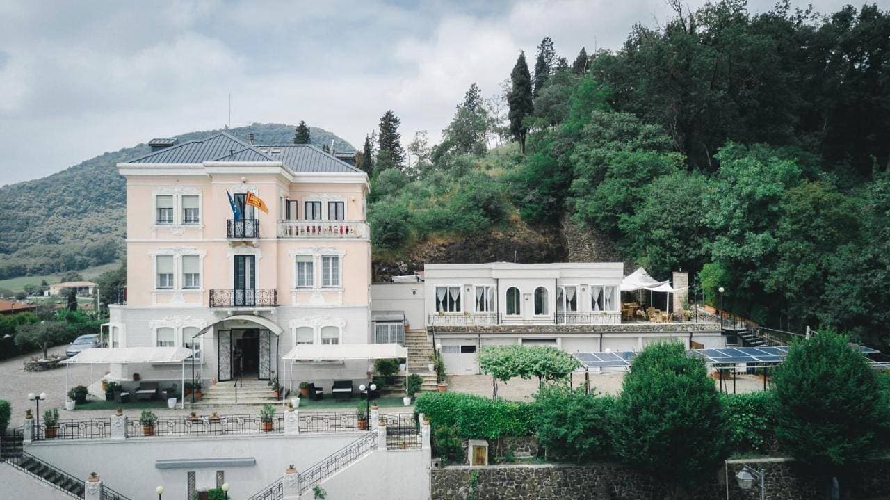 Villa Lussana 1