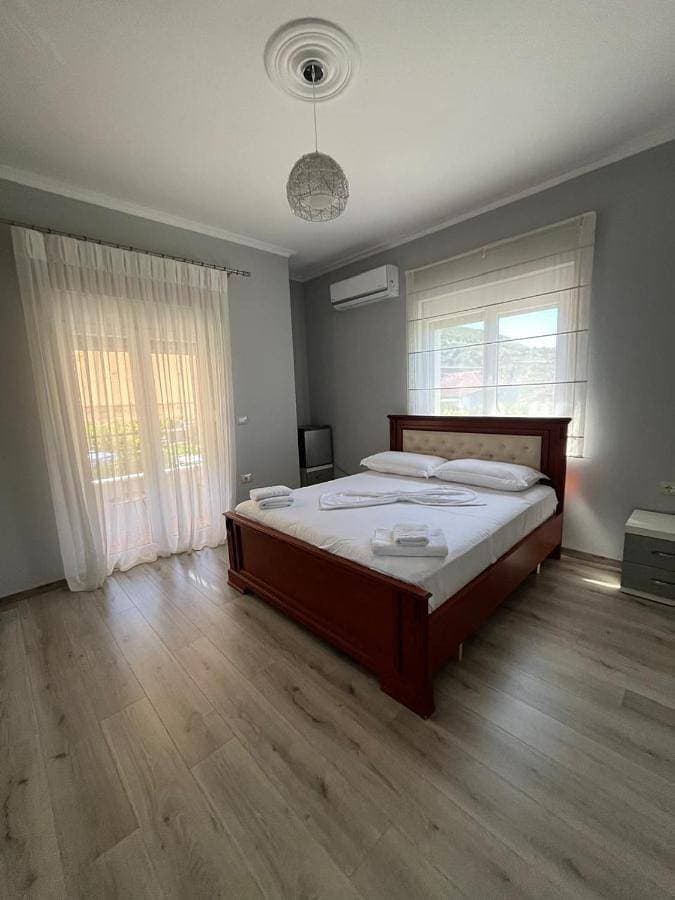 Foto 5 von 14: Double Room with Balcony