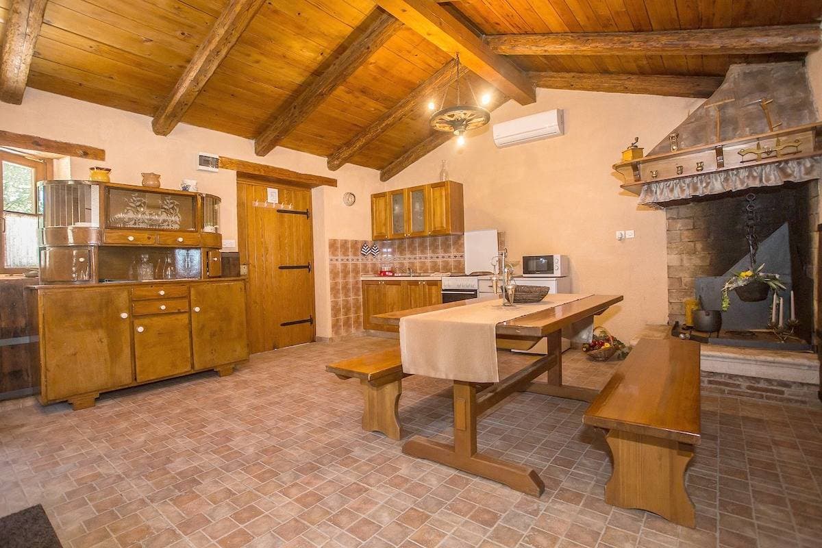 Foto 6 von 23: Rustikales Ferienhaus Legovic