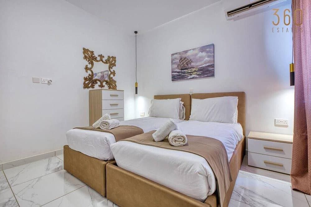 Foto 2 von 30: Seafront 1Br home w/private balcony & AC in Qawra