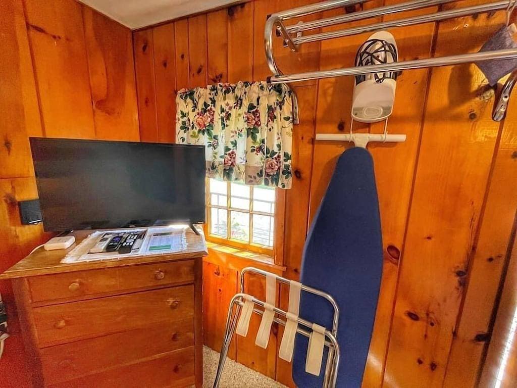 Foto 10 von 25: 10 1Br Acadia Cottage w/AC Open Hearth Inn