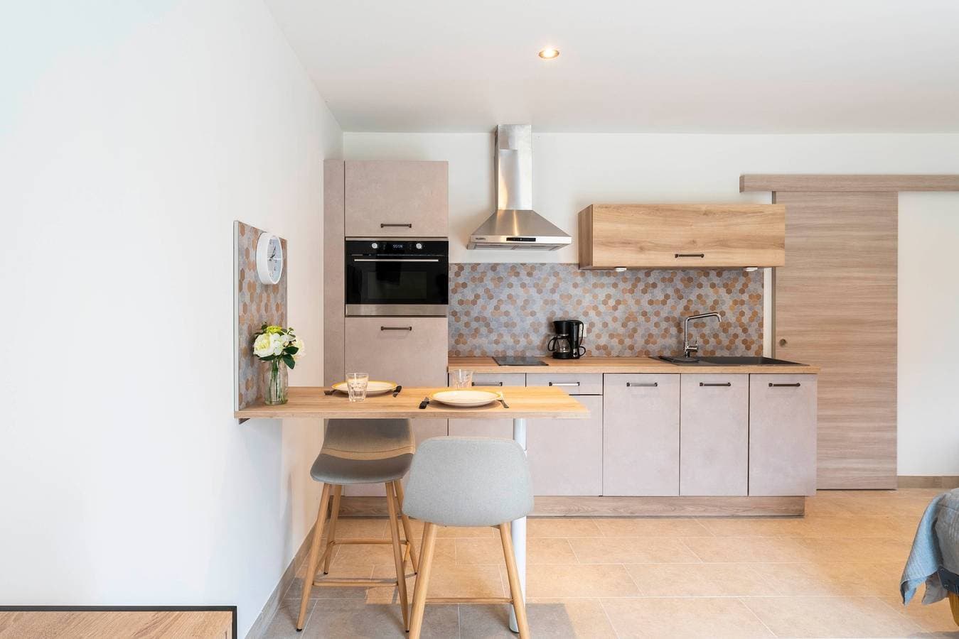Foto 11 von 25: Studio-Apartment 'Marquet' mit Gemeinschaftsgarten und Klimaanlage