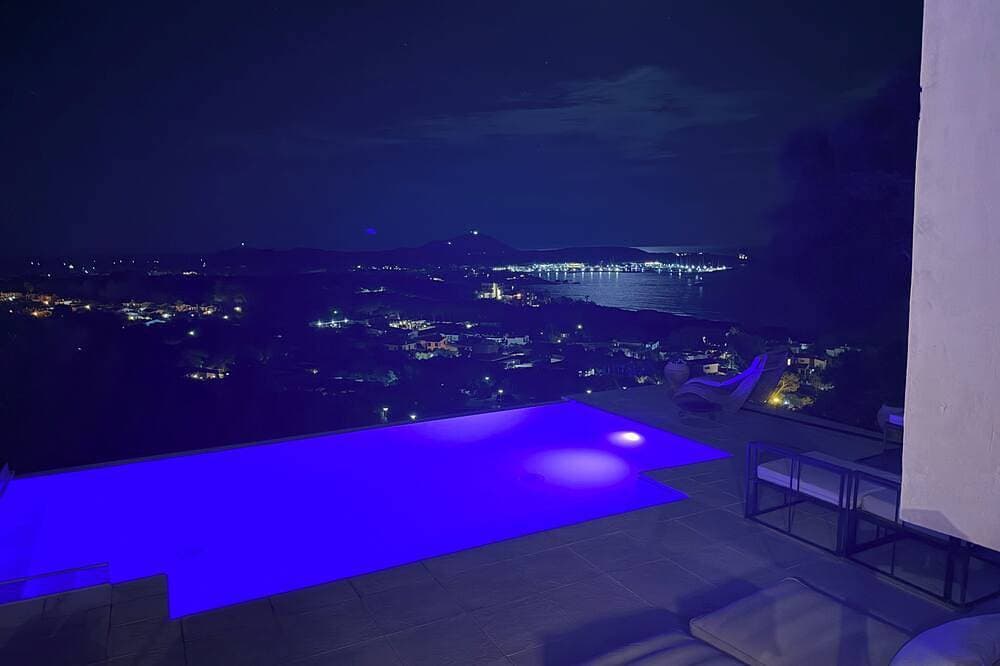 Foto 13 von 30: Villasimius vacation home with private pool spectacular sea view golf porto