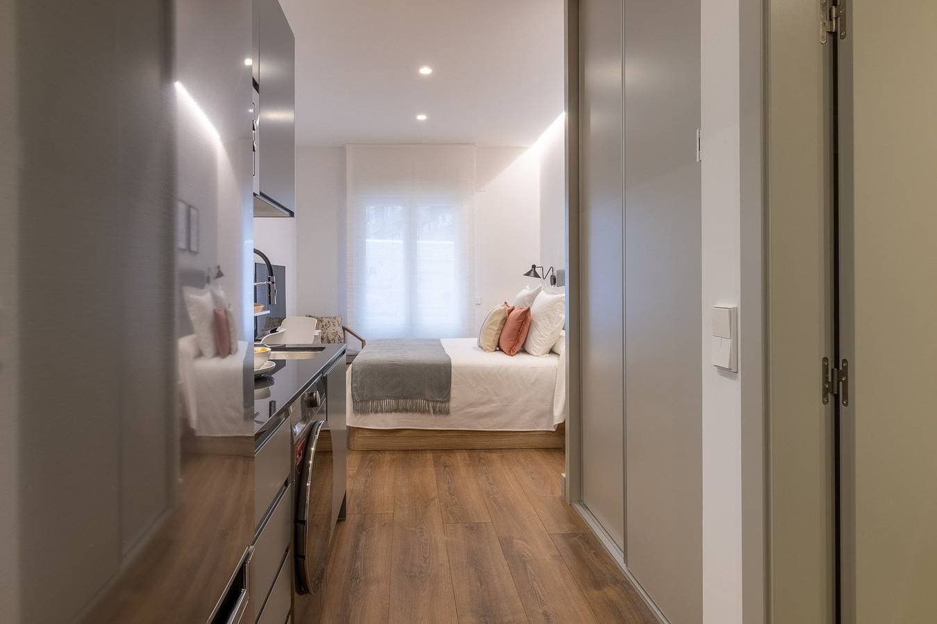 Foto 7 von 10: Charming Studio for Two in Beautiful Chamberí