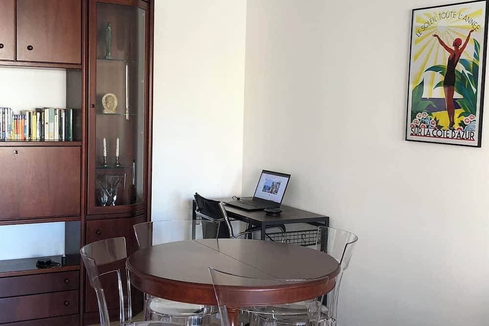 Foto 7 von 14: Azurie Sea View Apartment