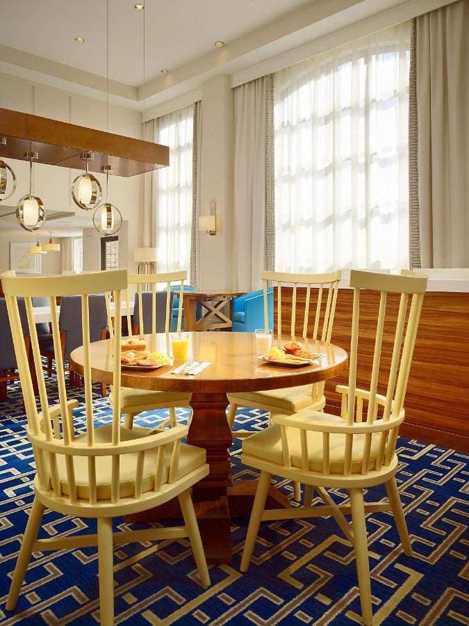 Foto 5 von 12: Two-Bedroom Suite with 2 King beds