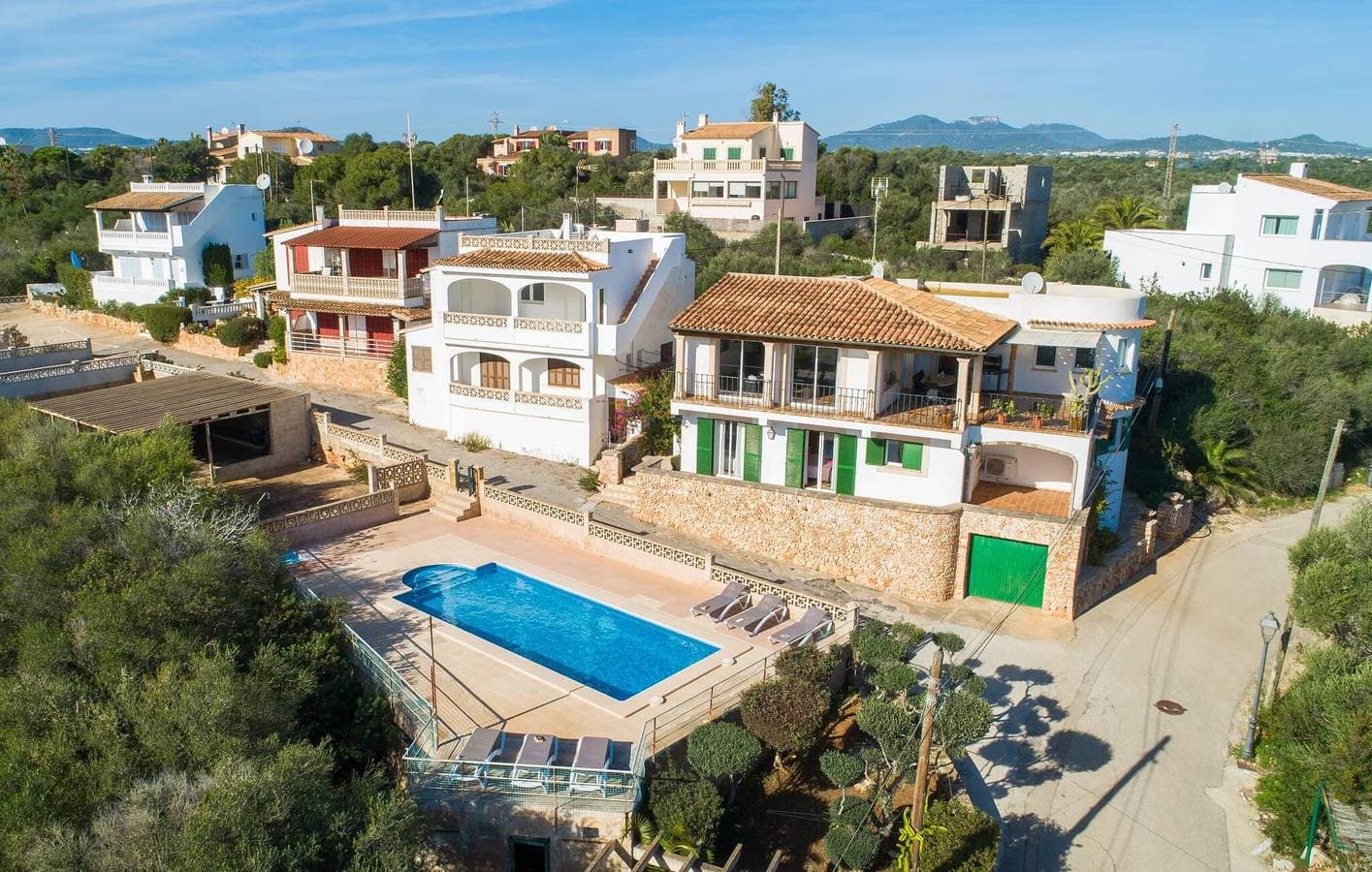 Foto 4 von 32: Apartment mit Meerblick, Pool, Terrasse und Grill 900 m von Caló des Homes Morts entfernt