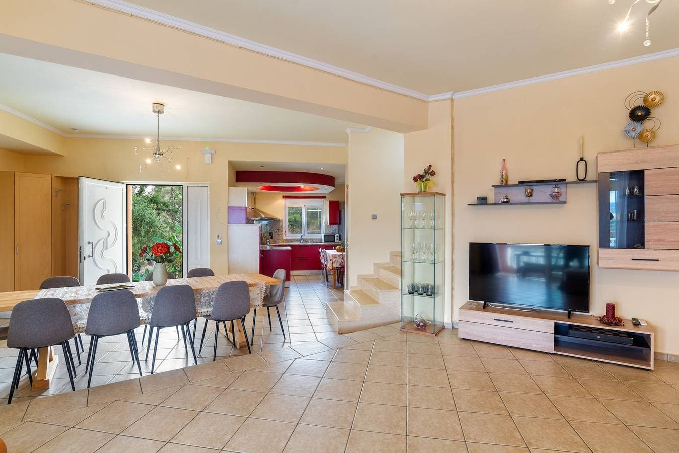 Foto 13 von 126: Villa für 12 Personen mit Whirlpool