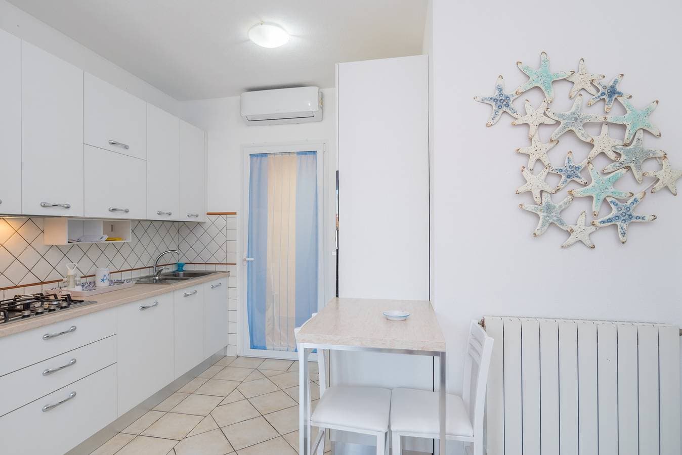 Foto 7 von 25: „Appartamento Murena 1“ mit Meerblick, Terrasse und Klimaanlage