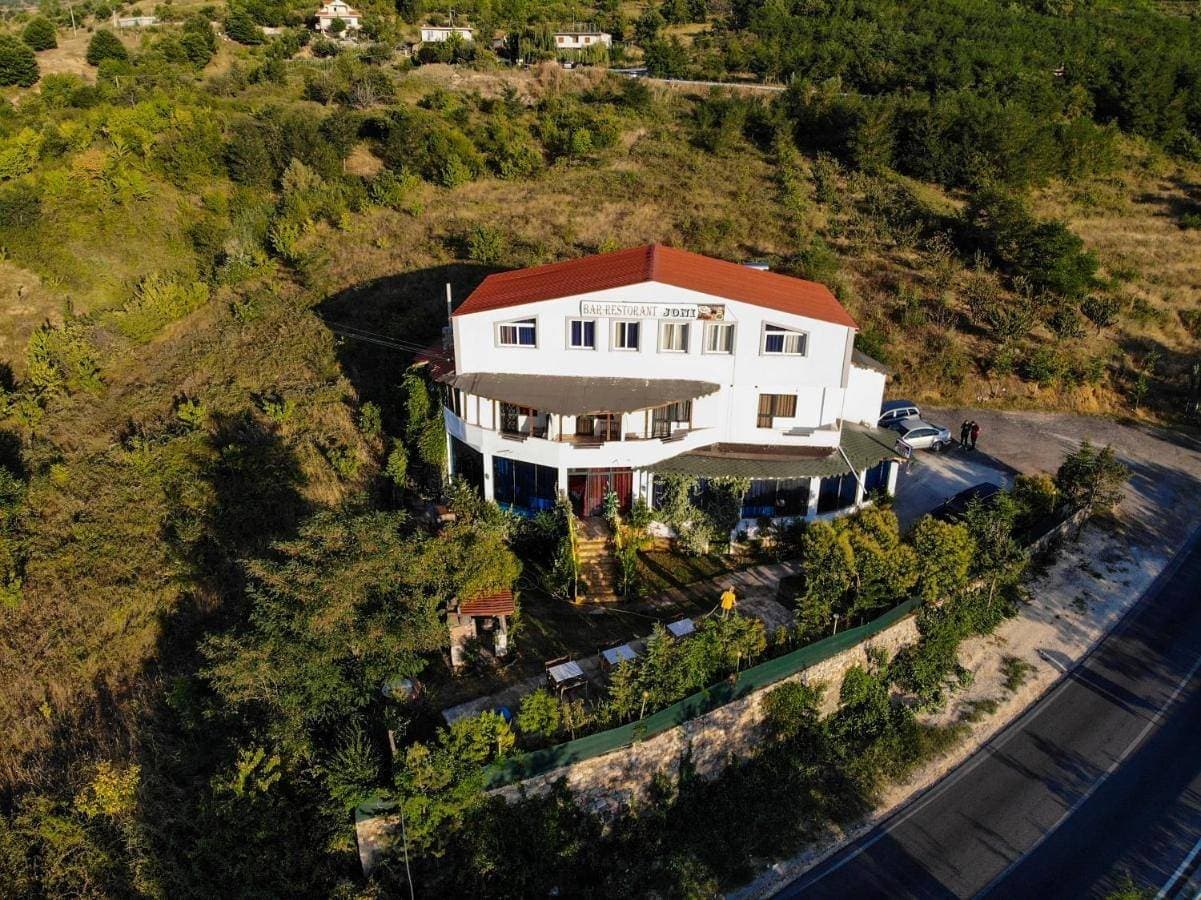 Joni Restaurant 1