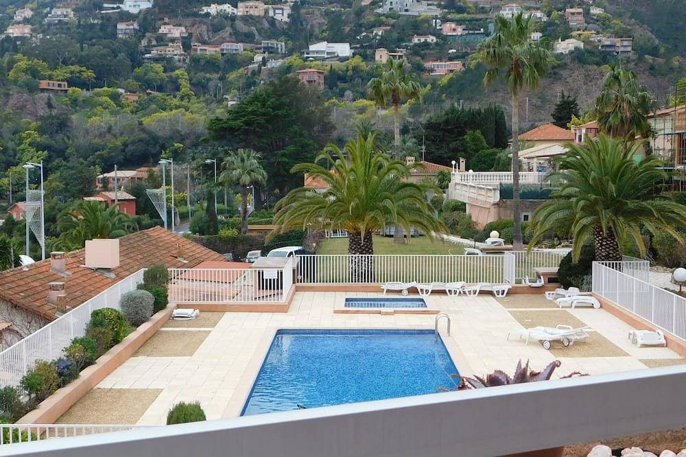 Foto 12 von 12: F9 Große helle Wohnung, 3 Zimmer, Strand 50m, Pool und Meerblick