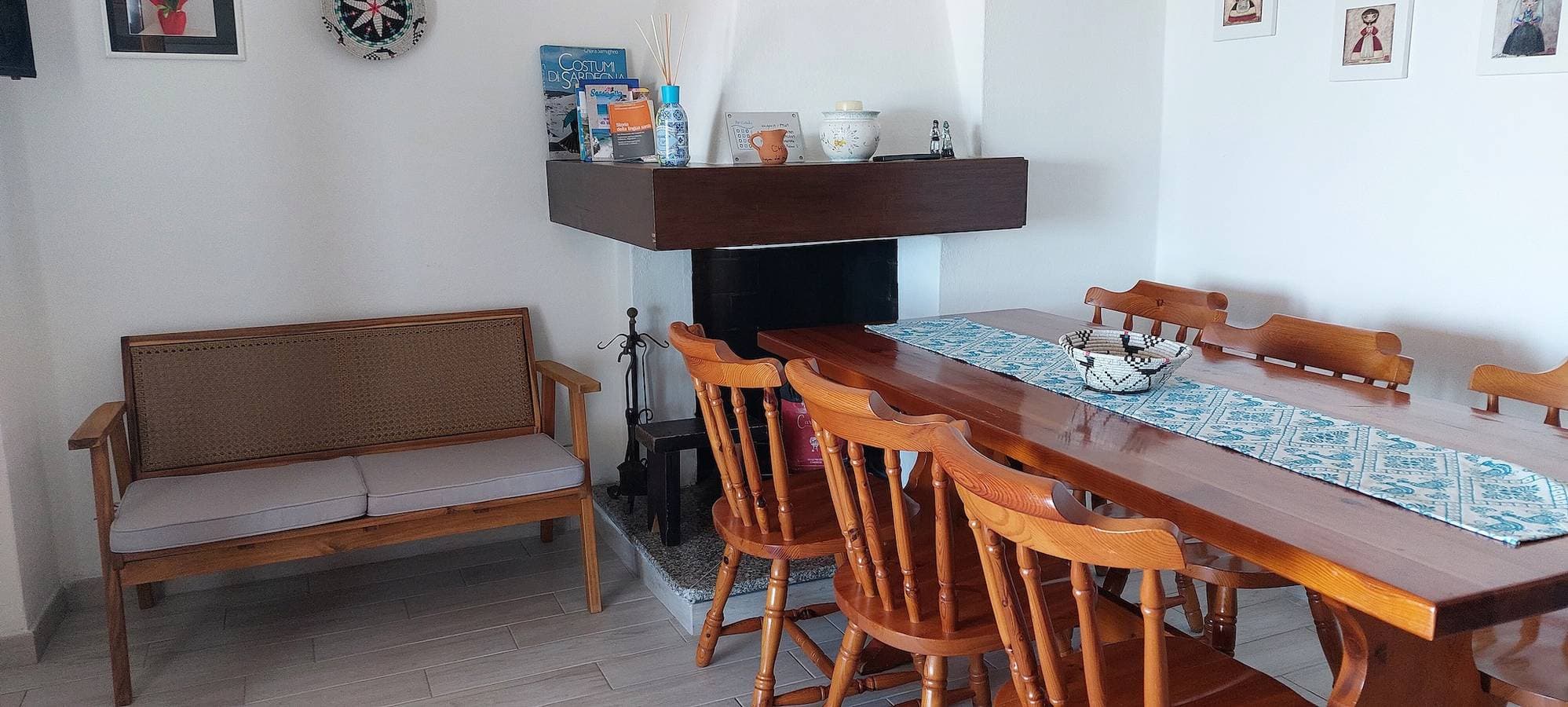 Foto 7 von 42: Ferienhaus 'Arcaidu' mit Meerblick, Balkon und Klimaanlage