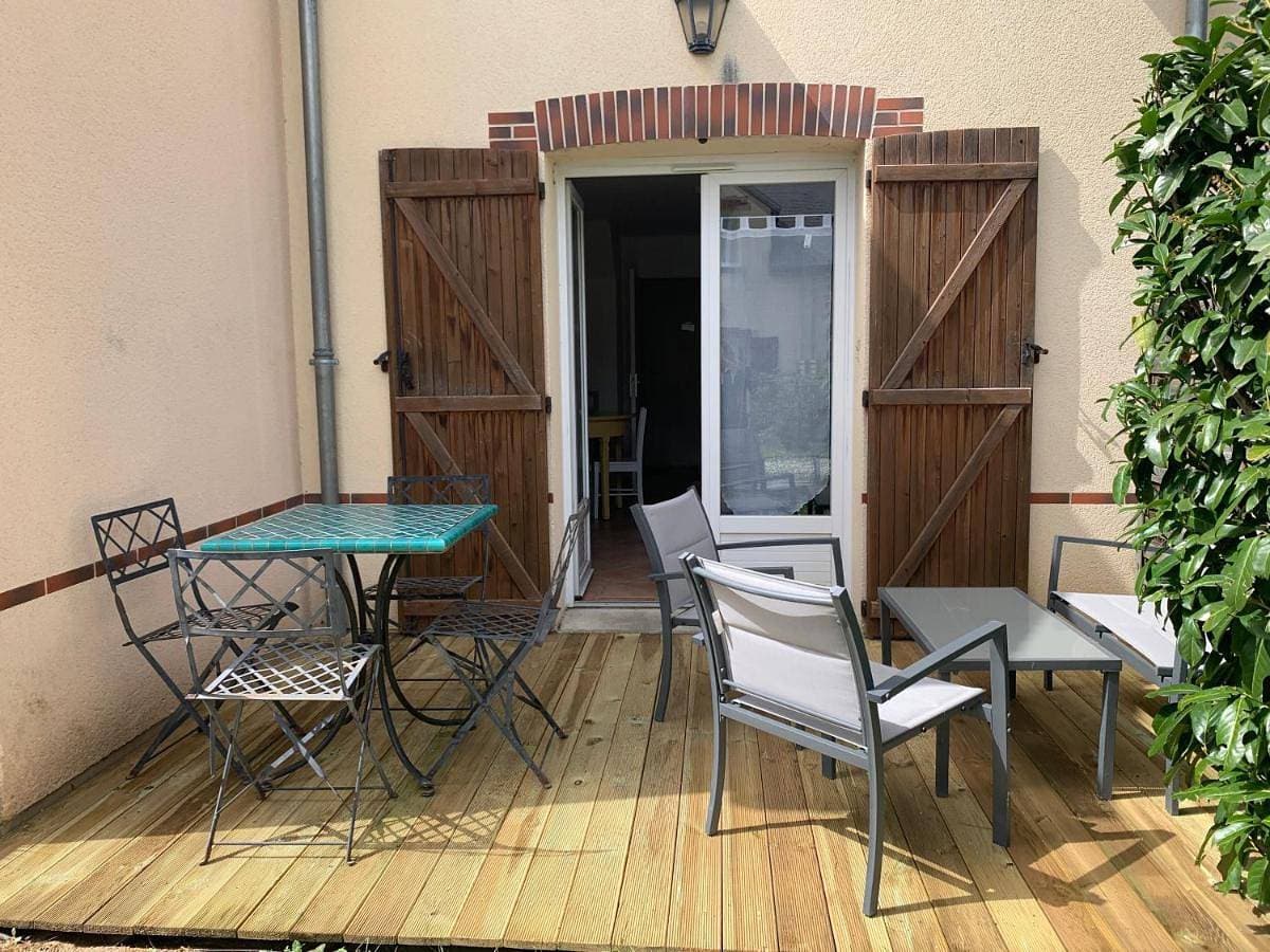 Cottage en duplex meublé au calme proche Orleans 1