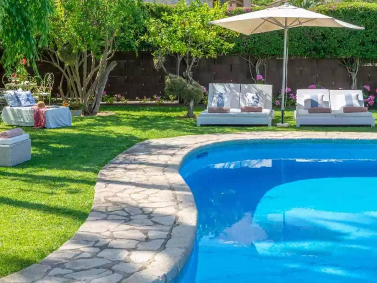 Foto 4 von 31: Four-Bedroom Villa