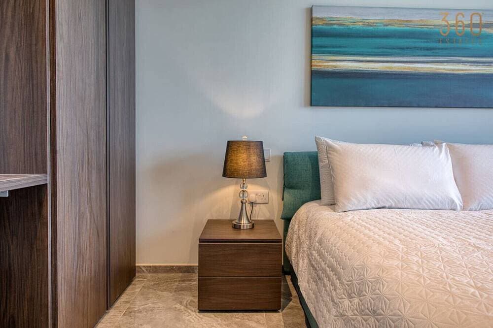 Foto 2 von 30: The Official Mercury Suites - 22nd Floor w/Pool
