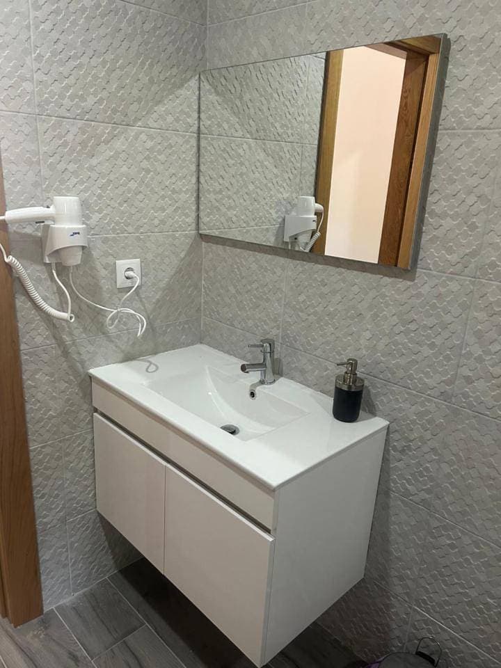 Foto 10 von 16: Double Room with Private Bathroom