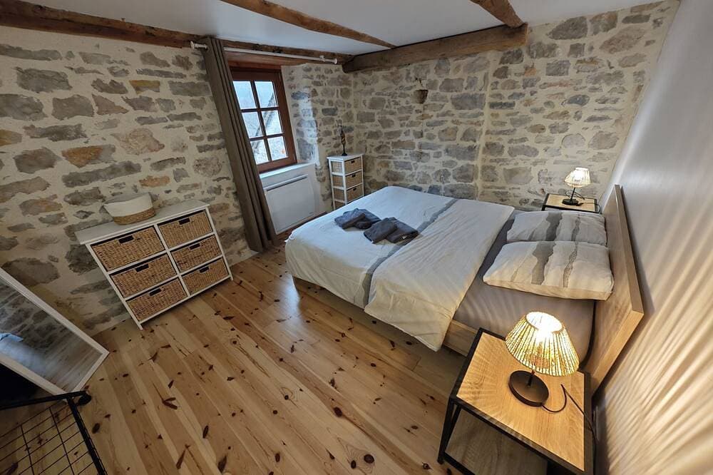 Foto 4 von 30: Gîte la Cardabelle -Gîte-Ensuite mit Bad