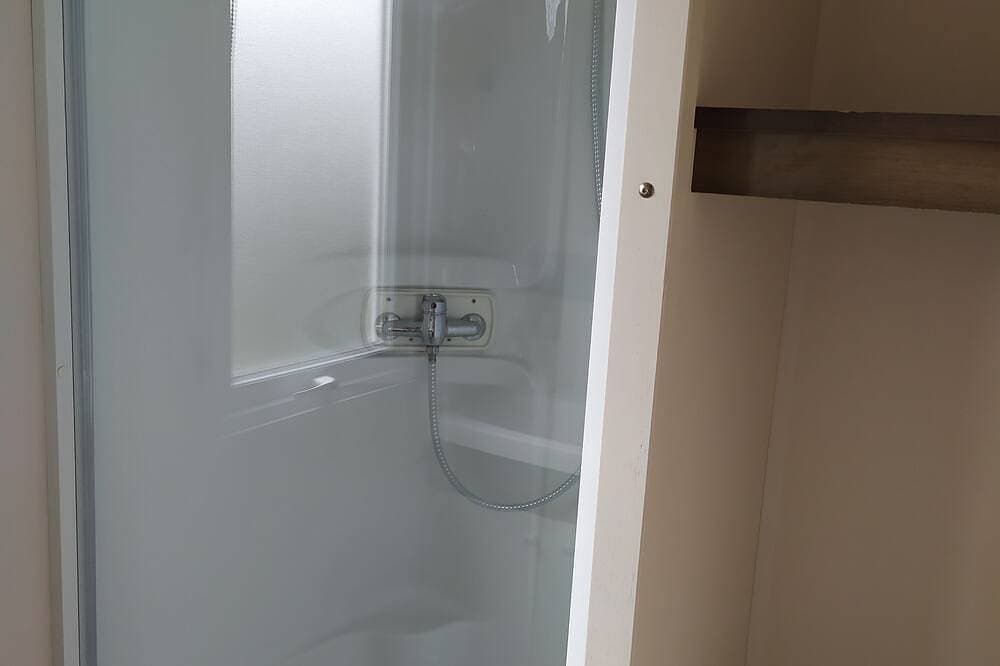 Foto 7 von 16: Mobil-home Dans Camping Calme Avec Piscine, 2,8 km de la Plage