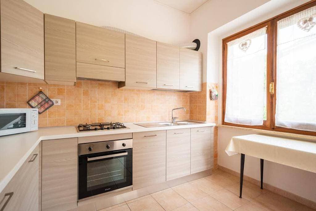Foto 4 von 32: Two-Bedroom Apartment