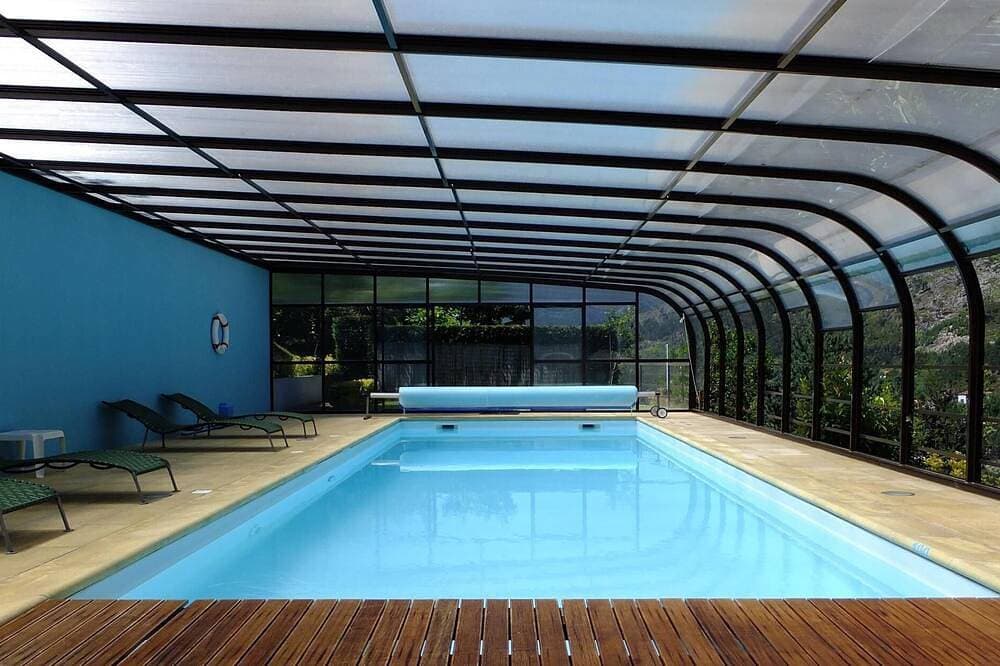 Ferienhaus mit privatem Pool, Blick auf Berge und Damm-Free WiFi 1