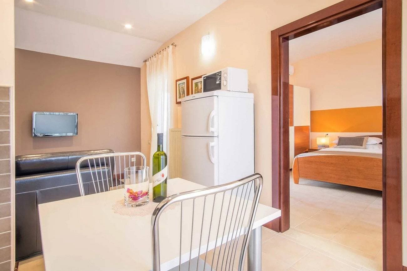 1-Zimmer-Ferienwohnung mit Balkon Vantacici, Krk A-21699-c 1