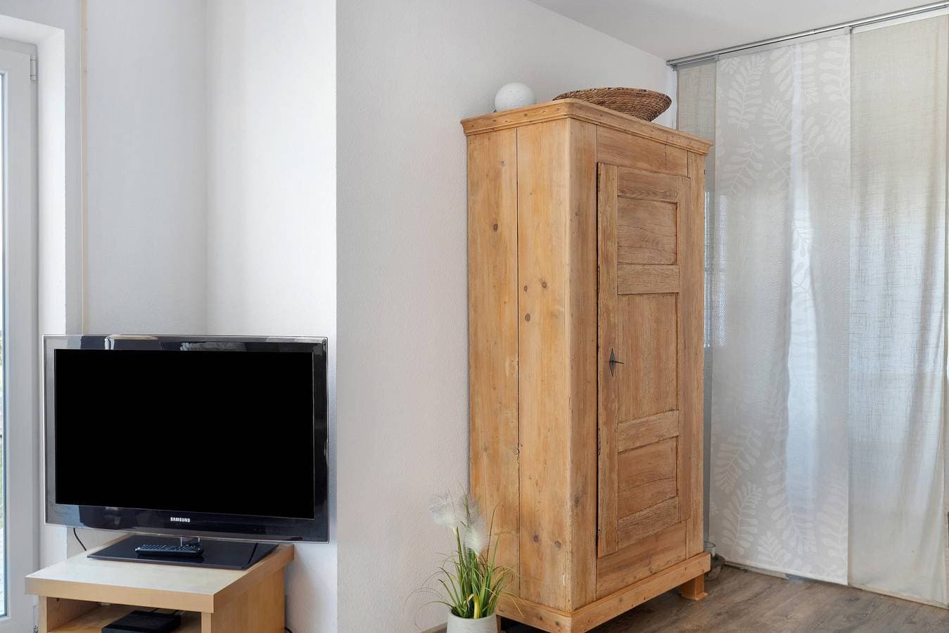Foto 4 von 24: Apartment 'Im Laubgarten' mit Seeblick, privater Terrasse und WLAN