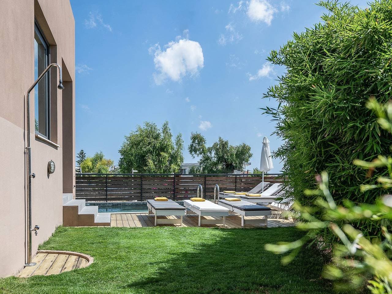 Foto 6 von 44: Ferienvilla mit beheiztem Pool und schöner Aussi